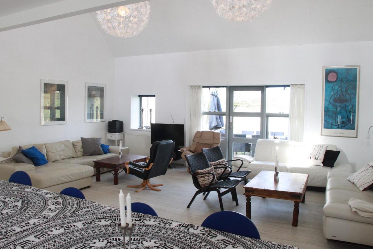 Rolso Retreat Villa Knebel Bagian luar foto
