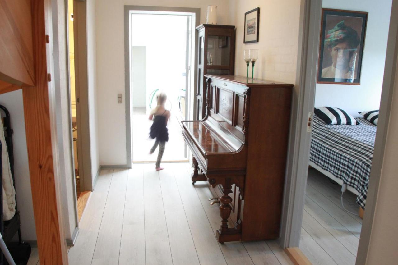 Rolso Retreat Villa Knebel Bagian luar foto