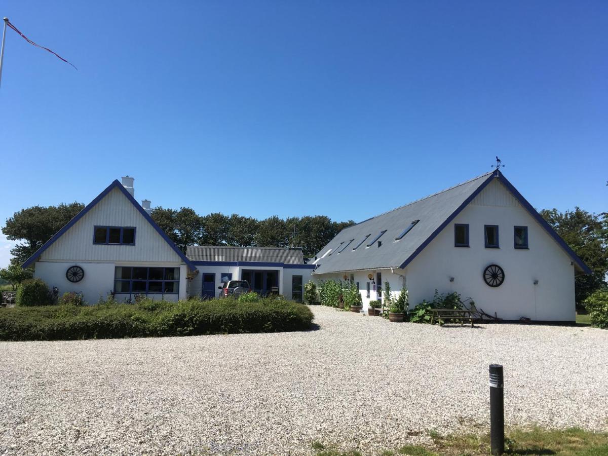 Rolso Retreat Villa Knebel Bagian luar foto