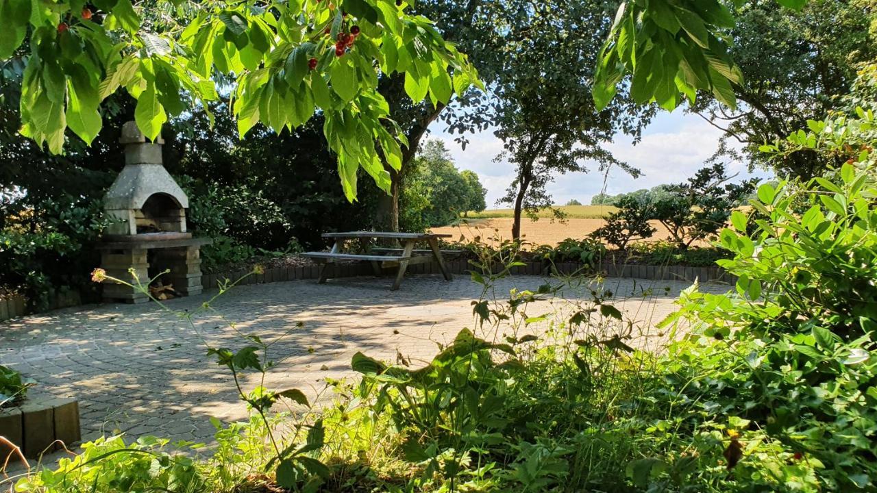 Rolso Retreat Villa Knebel Bagian luar foto